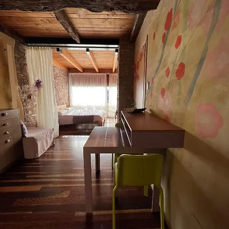 La Casetta Nei Colli Guest house *